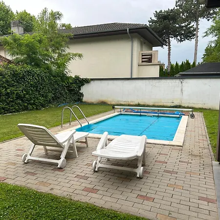 Luxury With Pool Ferienhaus Siófok