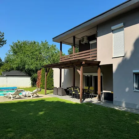 Luxury With Pool * Siófok